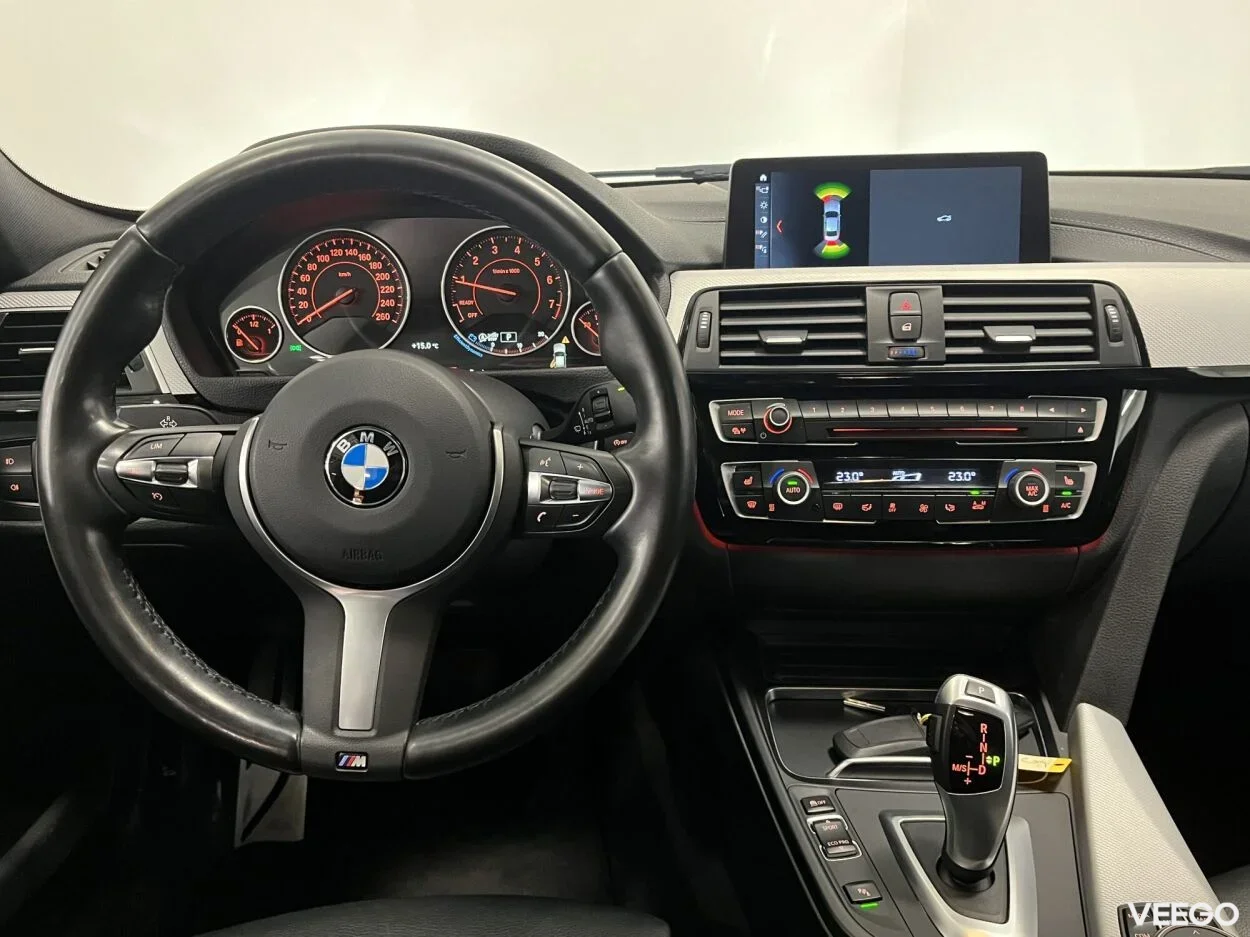 BMW 318 i M-Sport 1.5 100kW