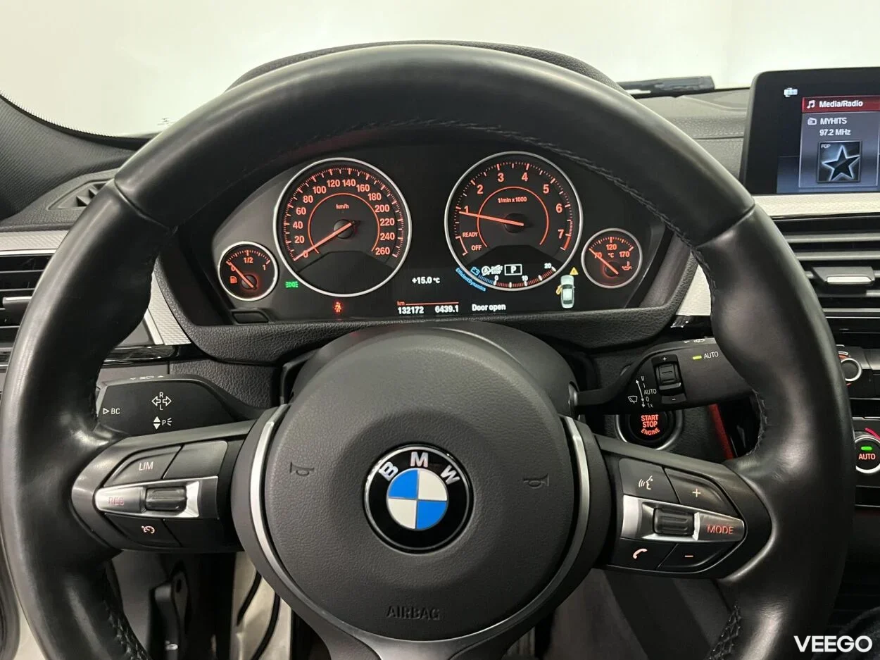 BMW 318 i M-Sport 1.5 100kW