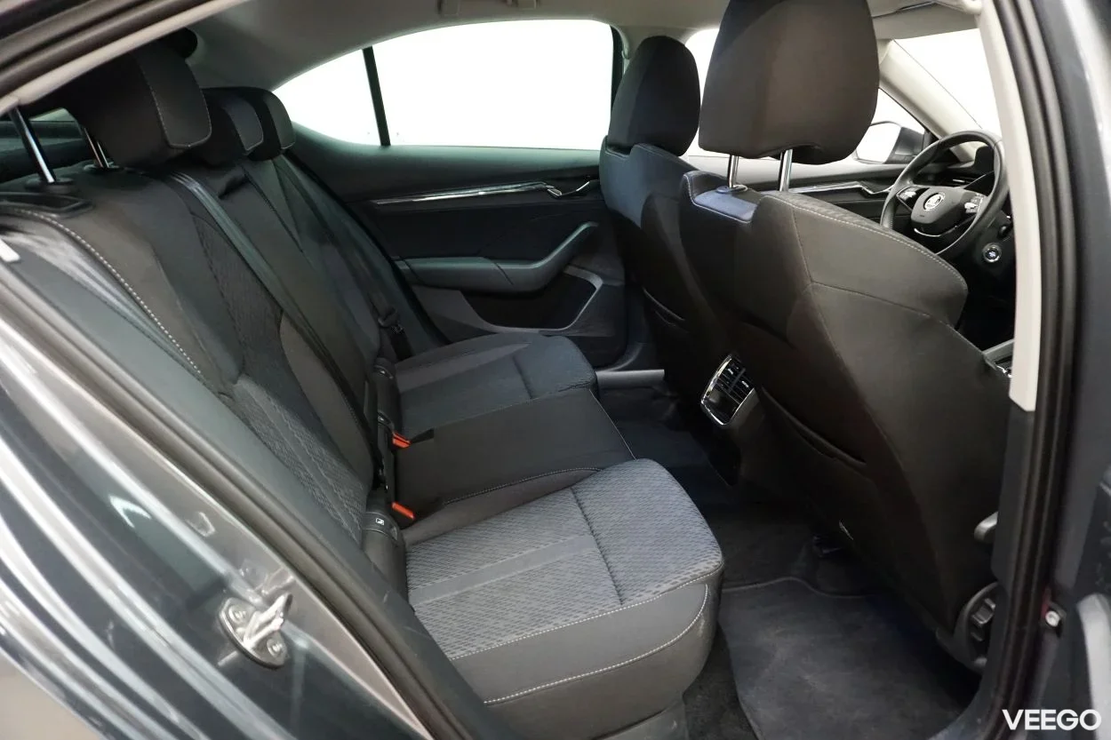 Skoda Octavia Elegance 1.5 110kW