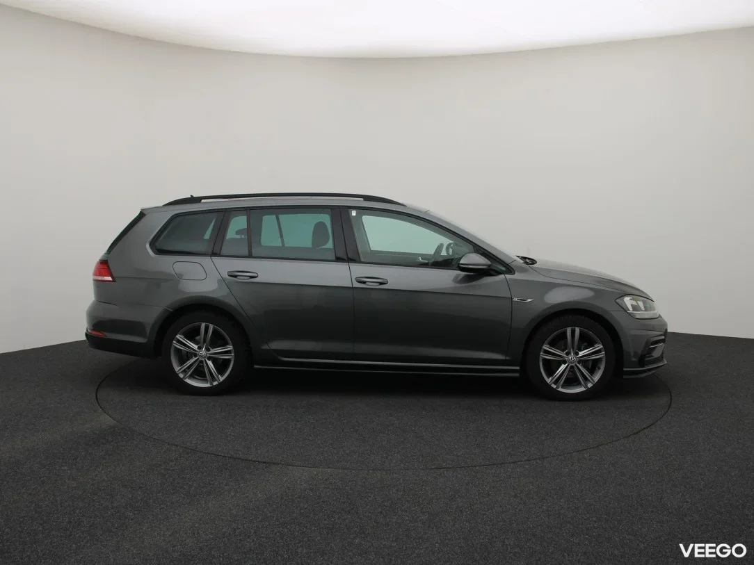 Volkswagen Golf 1.6 85kW
