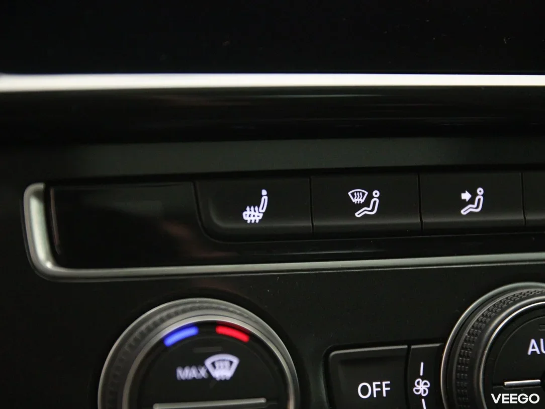 Volkswagen Golf 1.6 85kW