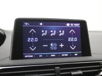 Peugeot 3008 1.2 96kW thumbnail