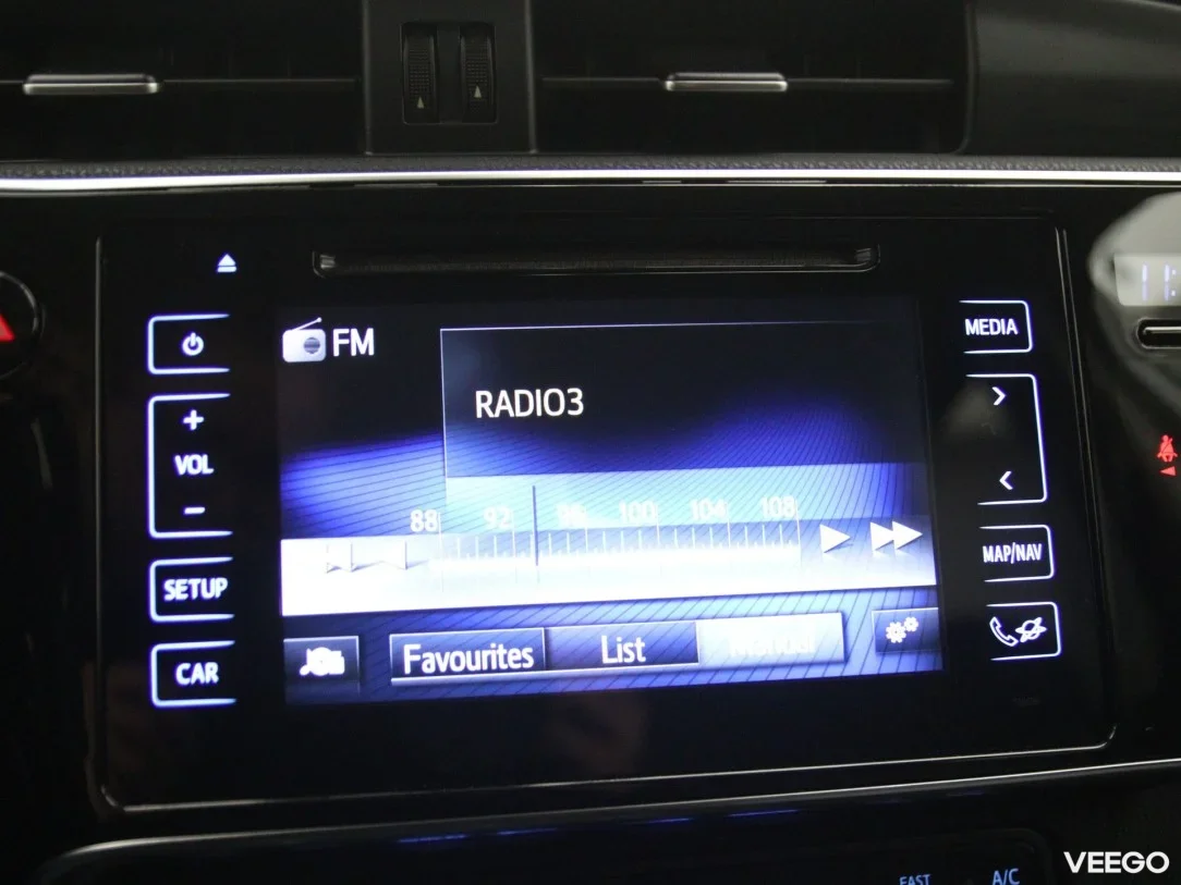 Toyota Auris 1.8 100kW