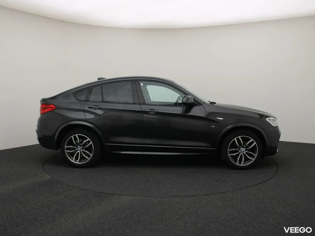 BMW X4 3 225kW