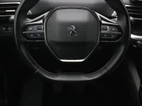Peugeot 3008 1.2 96kW thumbnail