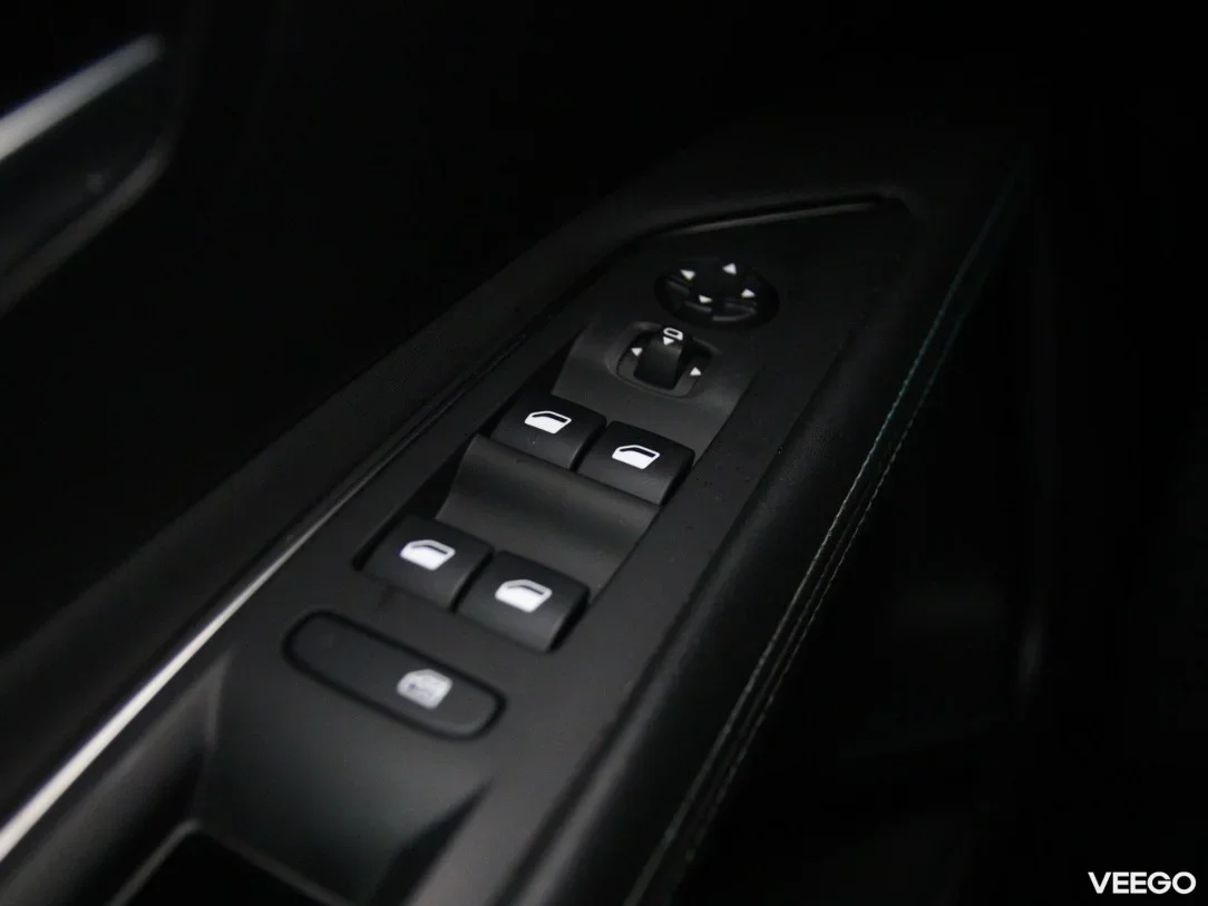 Peugeot 3008 1.2 96kW