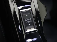 Peugeot 2008 1.2 96kW thumbnail