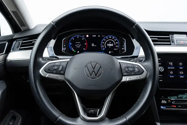 Image of Volkswagen Passat 147kW
