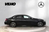 Mercedes-Benz E300 e 4Matic Avantgarde Plug in 2 155kW thumbnail