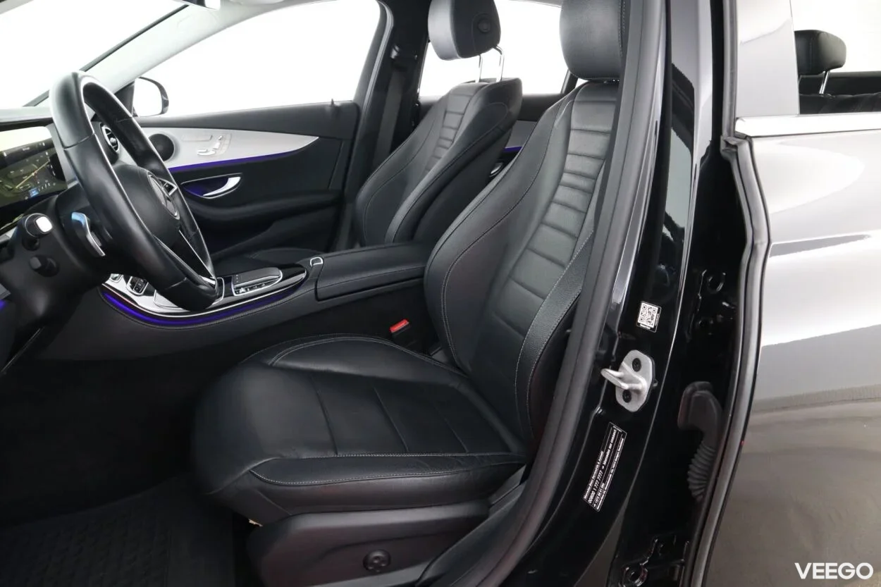 Mercedes-Benz E300 e 4Matic Avantgarde Plug in 2 155kW