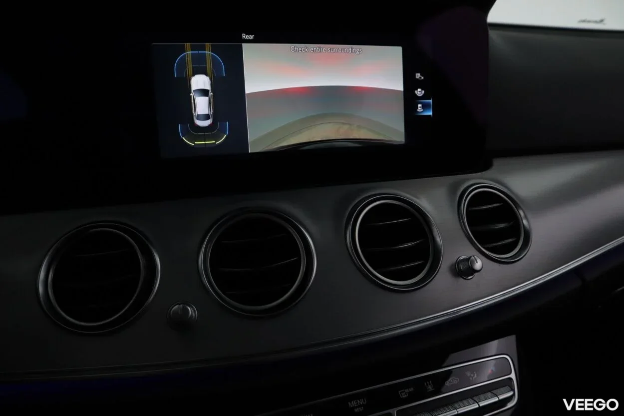 Mercedes-Benz E300 e 4Matic Avantgarde Plug in 2 155kW