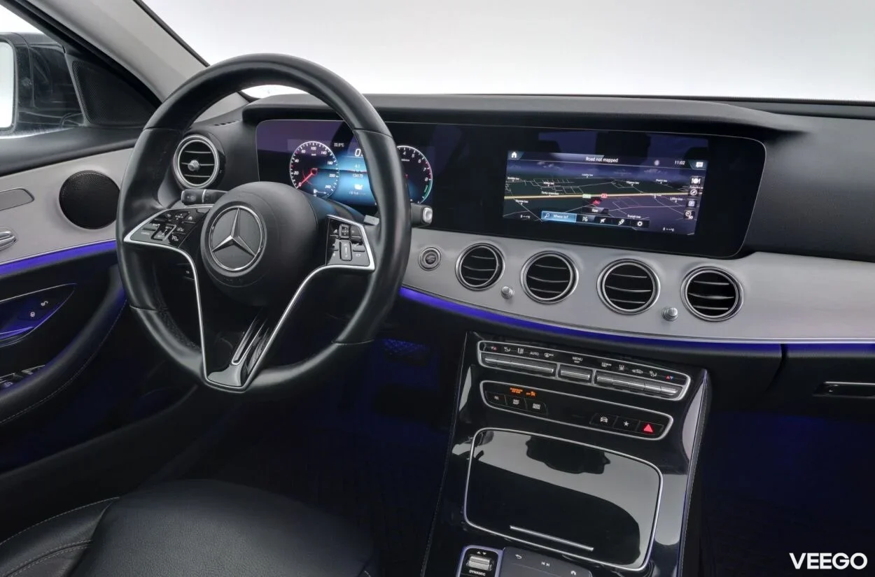 Mercedes-Benz E300 e 4Matic Avantgarde Plug in 2 155kW