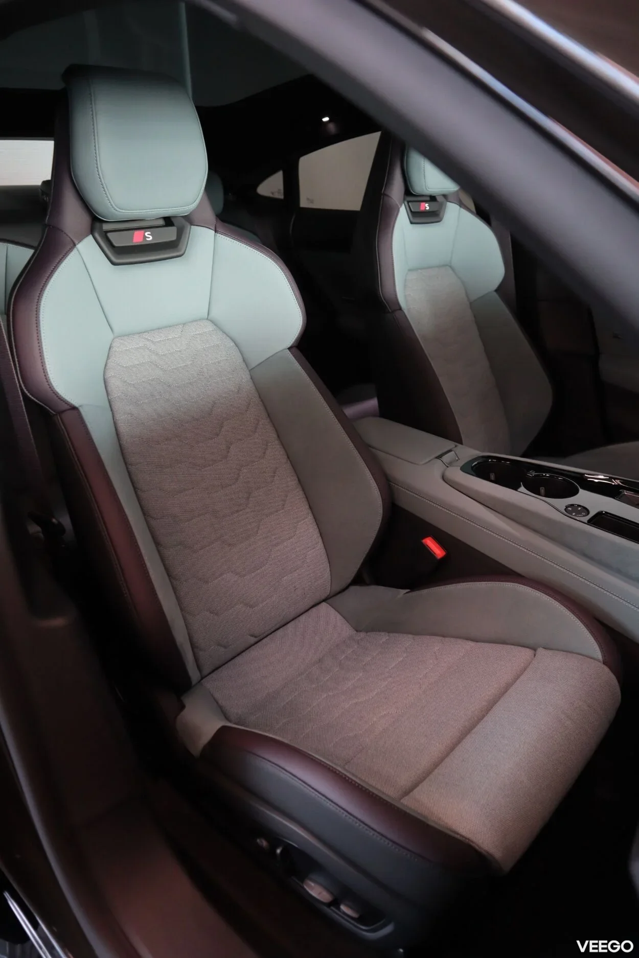 Audi e-tron GT 163kW