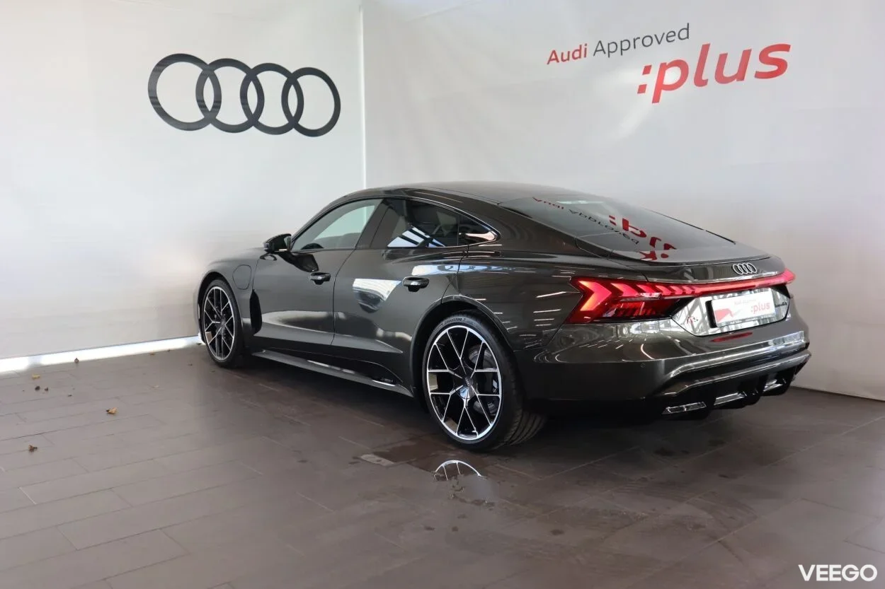 Audi e-tron GT 163kW