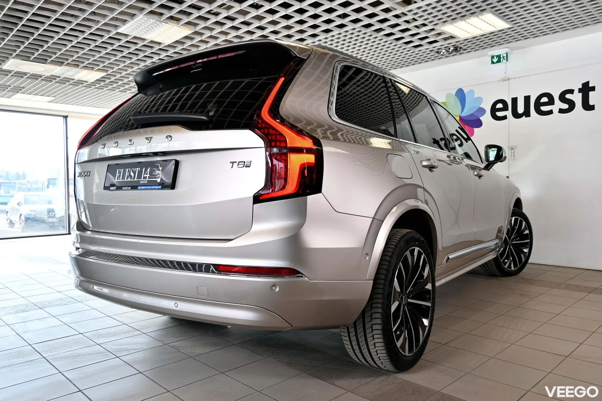 Volvo XC90 7K AWD H&K 4C ULTRA BRIGHT INTELLI SAFE PRO MY26 2 335kW