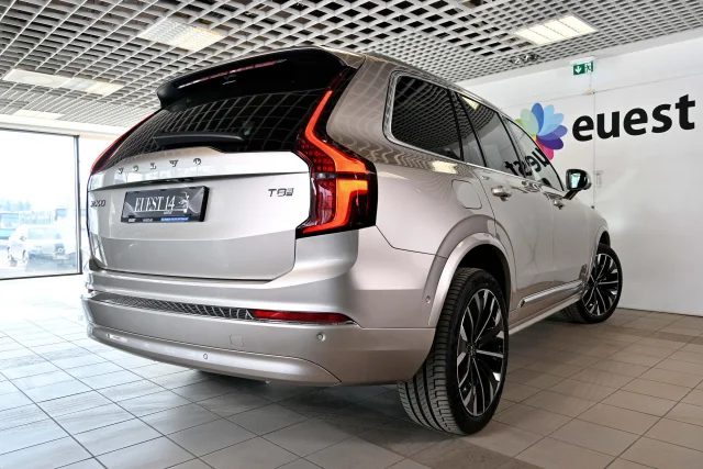 Image of Volvo XC90 4C AWD H&K BRIGHT 7 INTELLI SAFE PRO MY26 2 335kW
