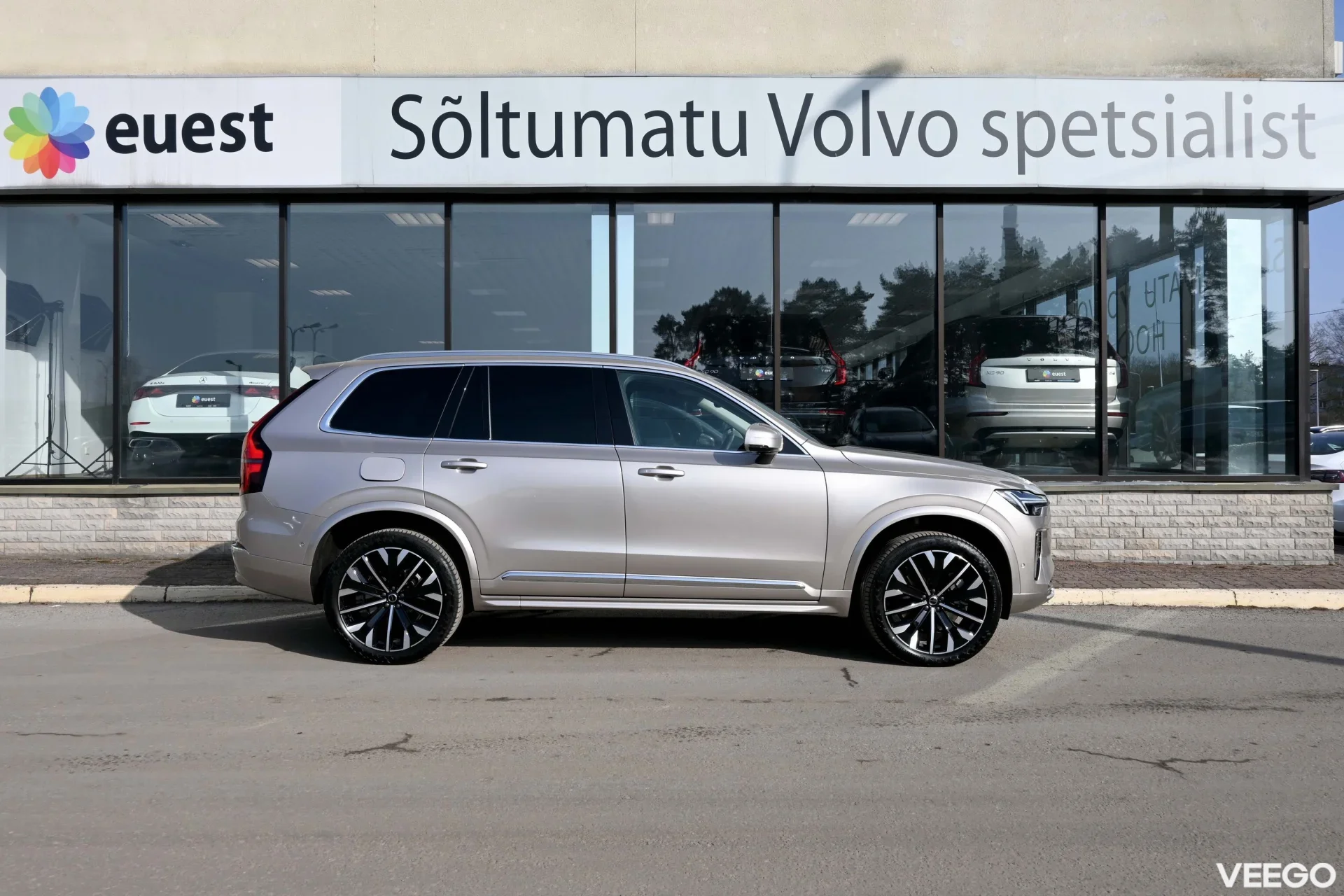 Volvo XC90 7K AWD H&K 4C ULTRA BRIGHT INTELLI SAFE PRO MY26 2 335kW