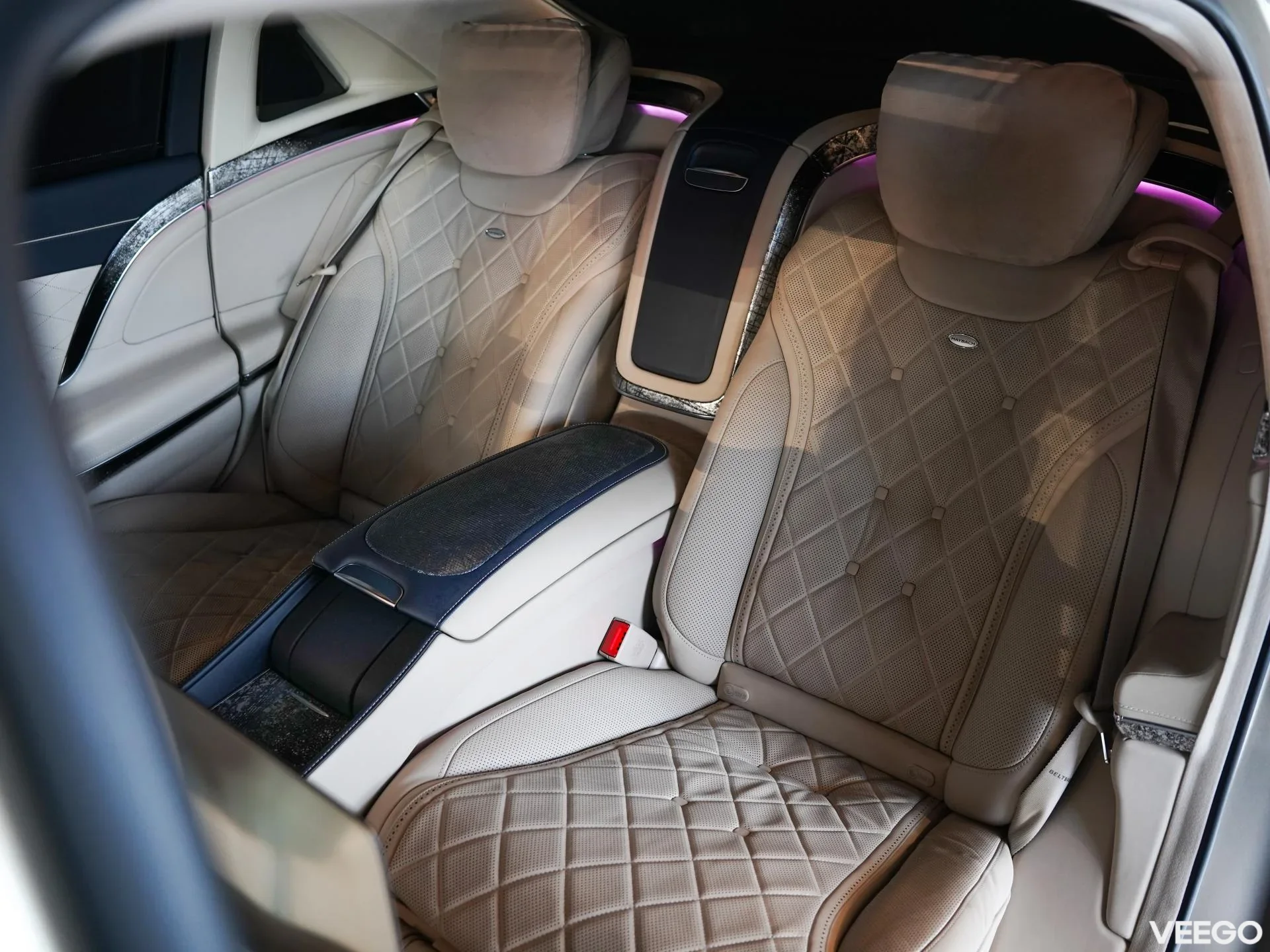 Mercedes-Benz Mercedes-Maybach 6.0 463kW