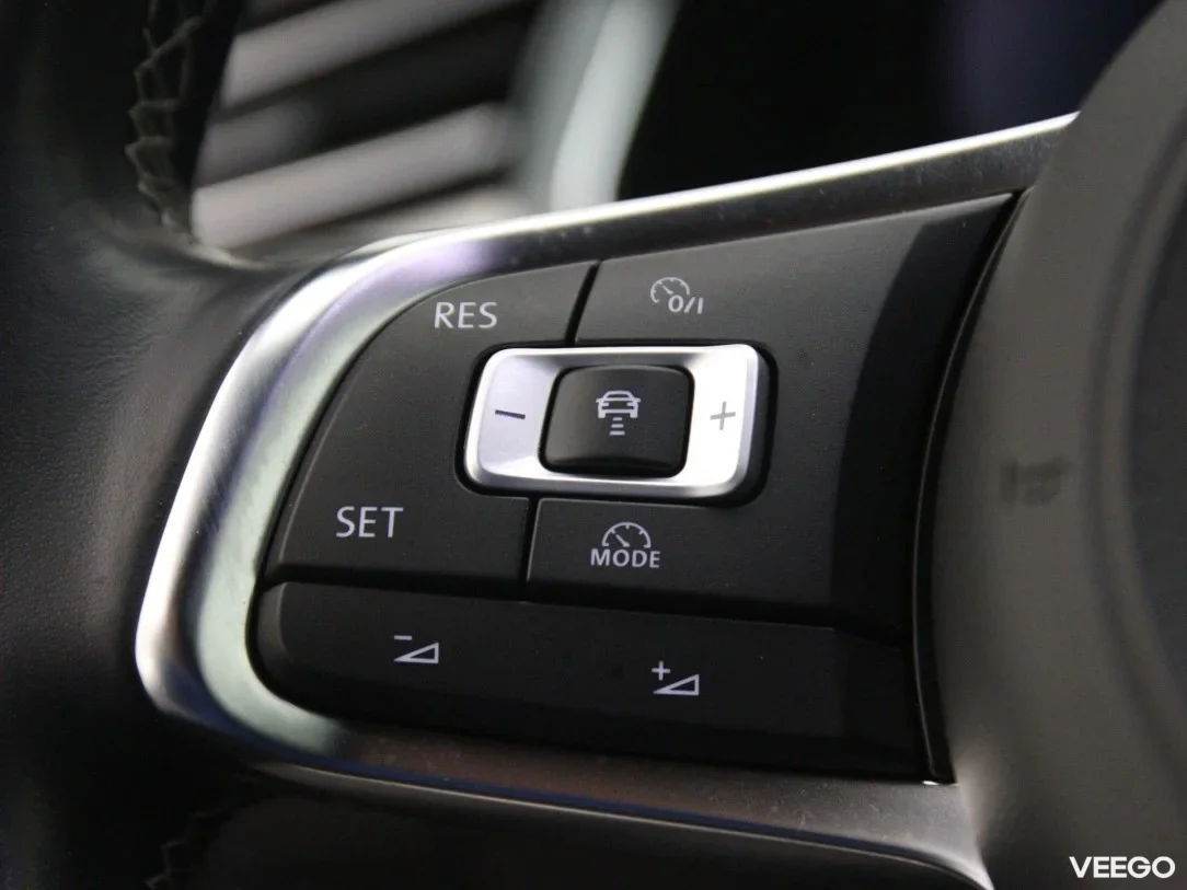 Volkswagen Passat 1.4 92kW