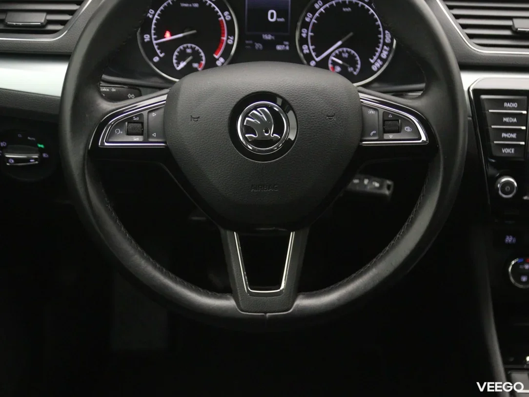 Skoda Superb 1.4 110kW