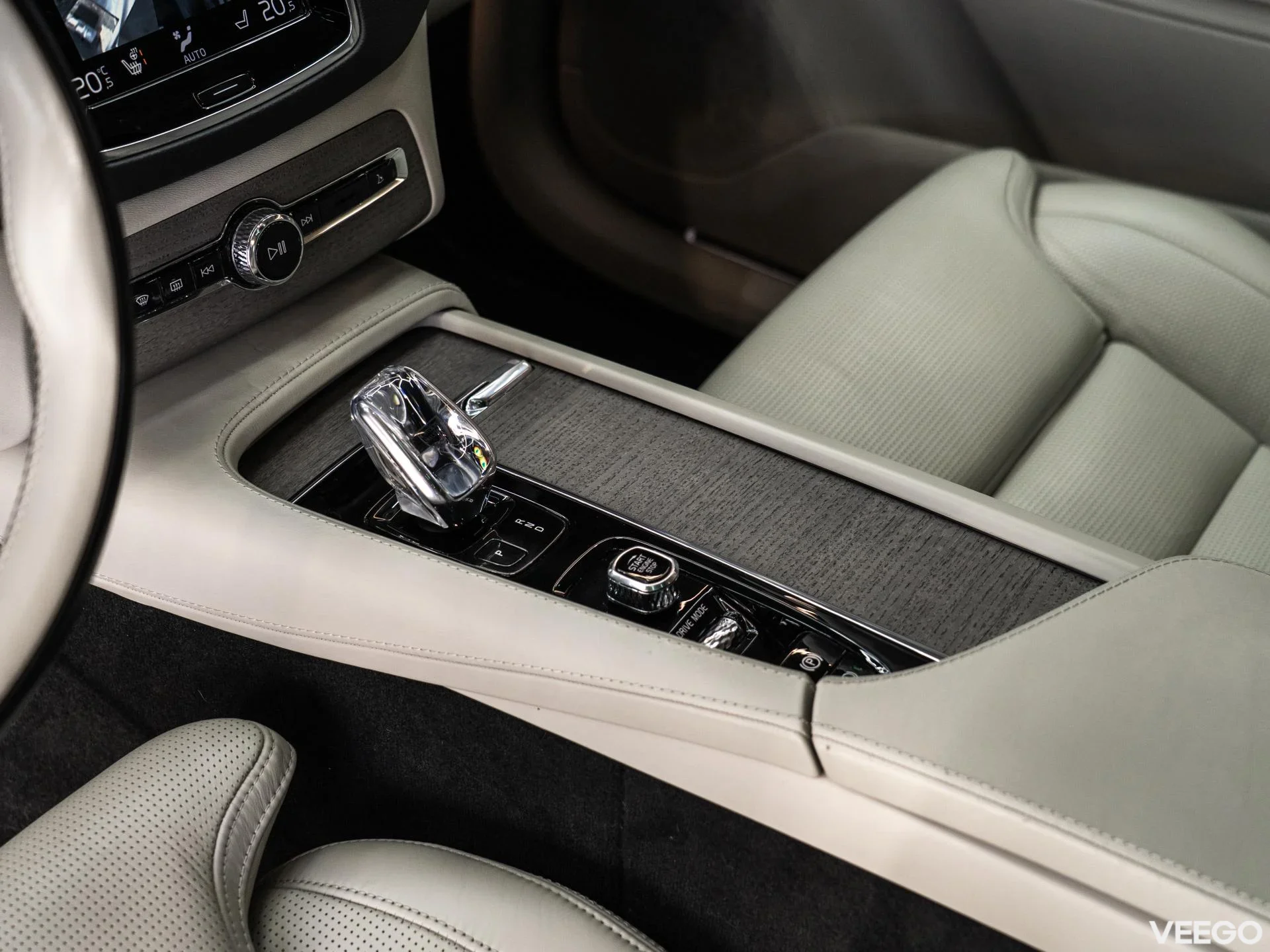 Volvo XC90 2.0 288kW