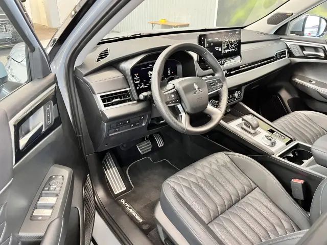Image of Mitsubishi Outlander 2.4 225kW