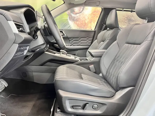 Image of Mitsubishi Outlander 2.4 225kW