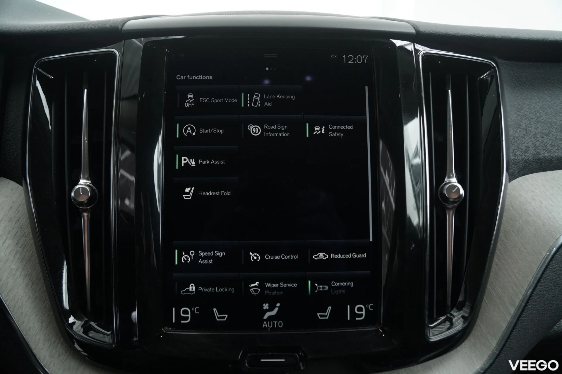 Volvo XC60 Inscription AWD 2 140kW