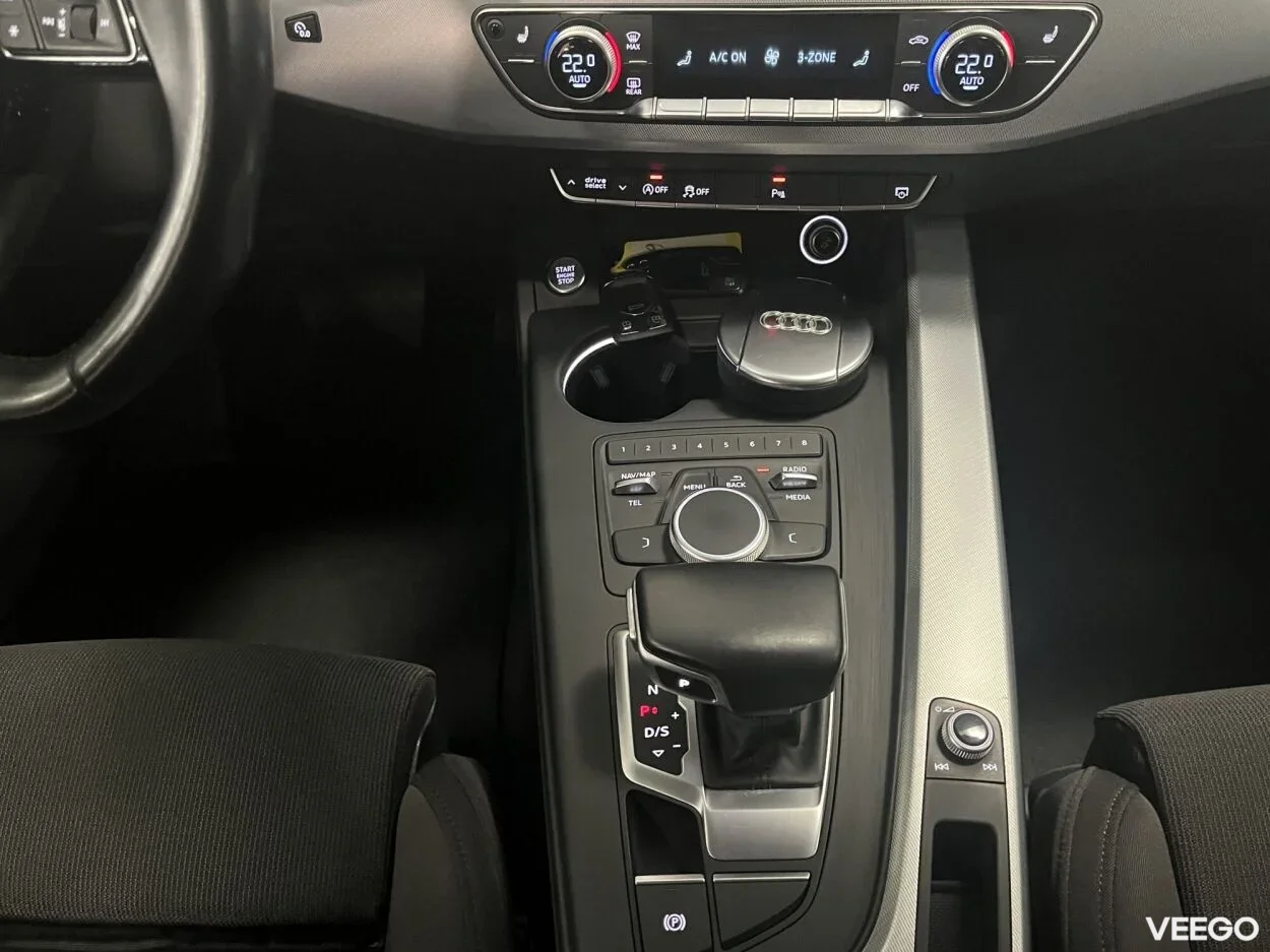 Audi A4 Limousine Sport 2 140kW