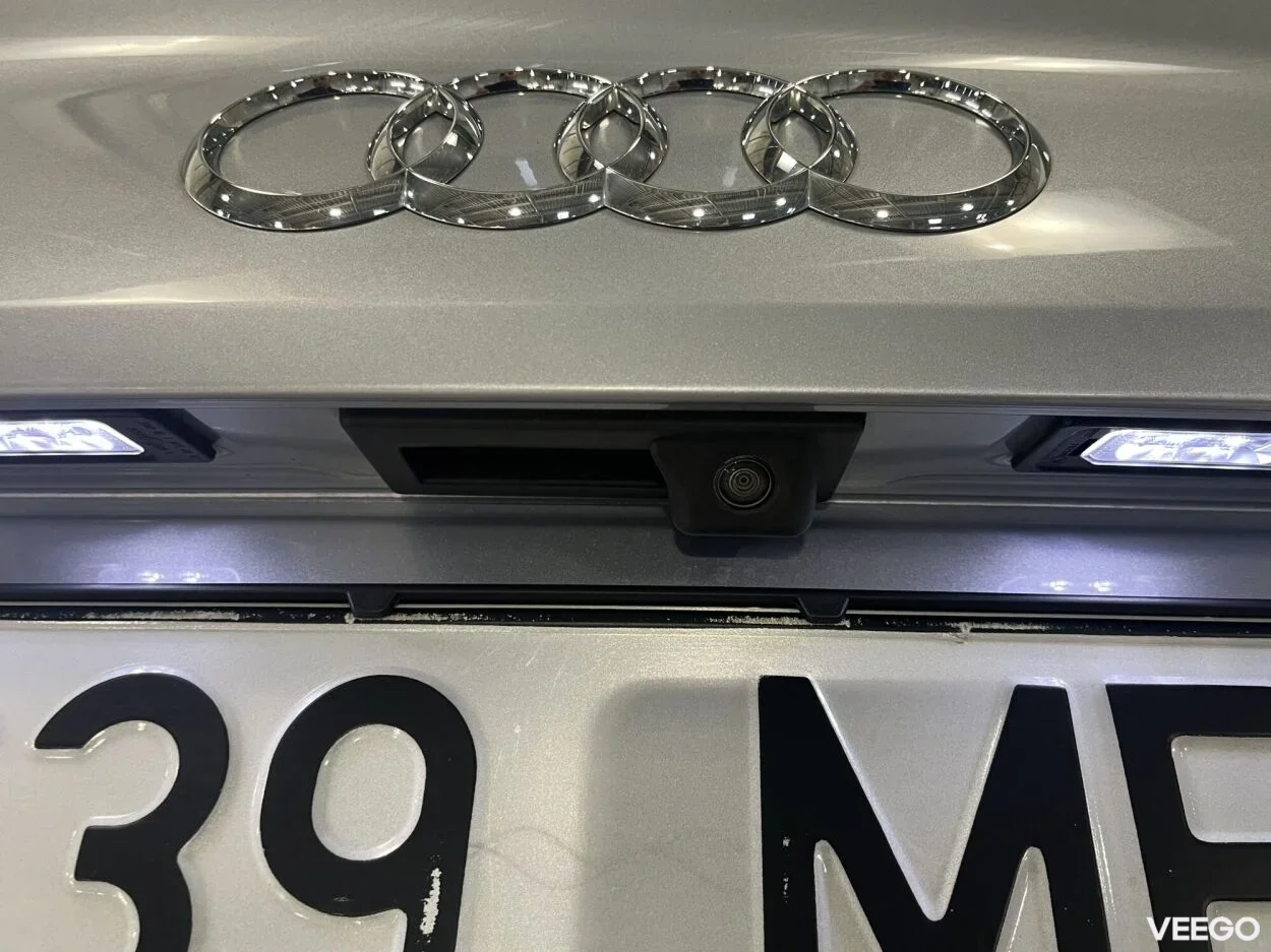 Audi A4 Limousine Sport 2 140kW