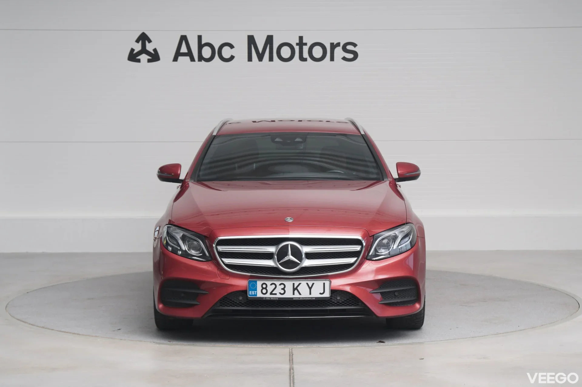 Mercedes-Benz E220 - 2 143kW