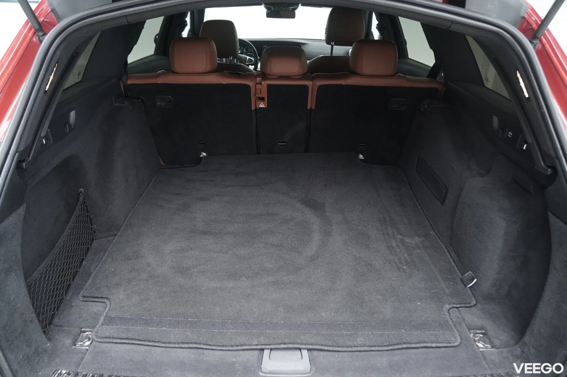 Mercedes-Benz E220 - 2 143kW