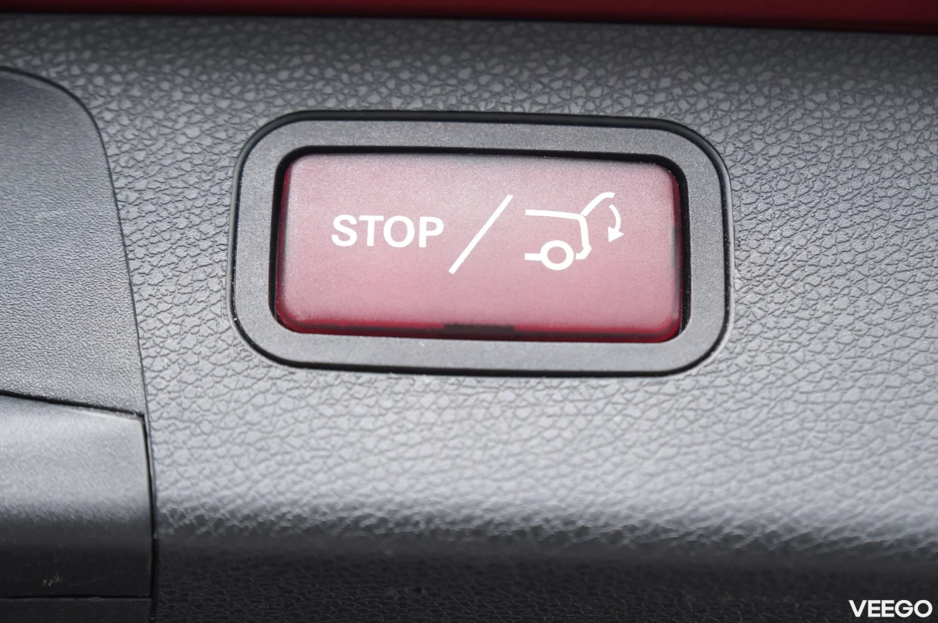 Mercedes-Benz E220 - 2 143kW