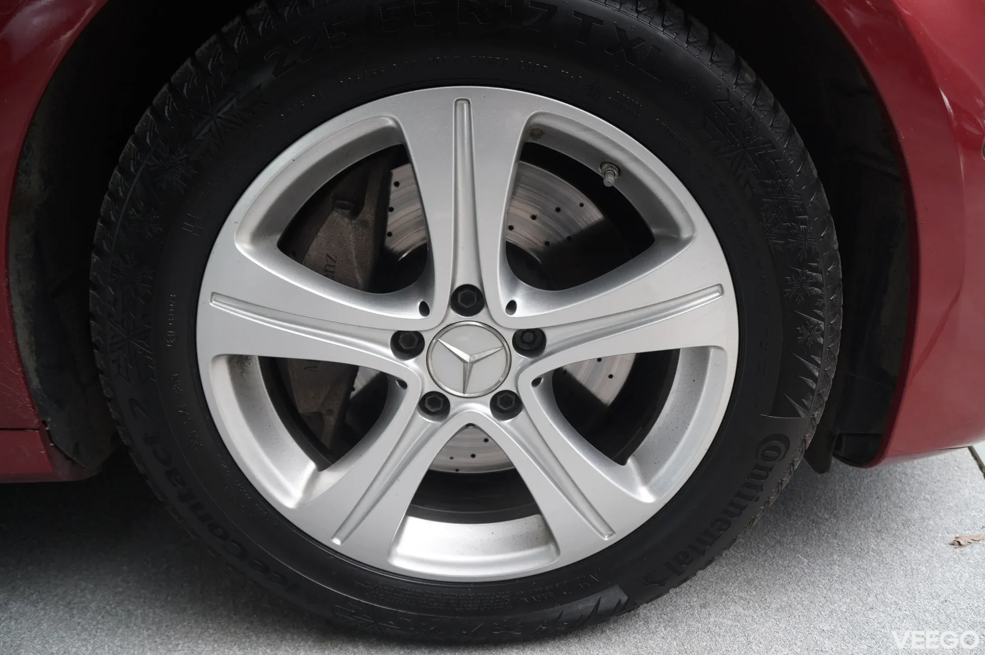 Mercedes-Benz E220 - 2 143kW