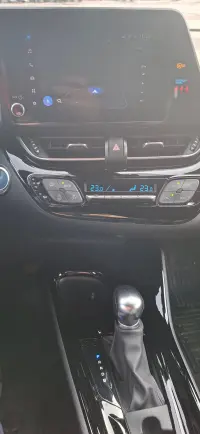 Toyota C-HR Style Hybrid 1.8 72kW thumbnail