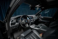 BMW X5 M50i xDrive V8 530hk Innovation H/K Panorama Laser 390kW thumbnail