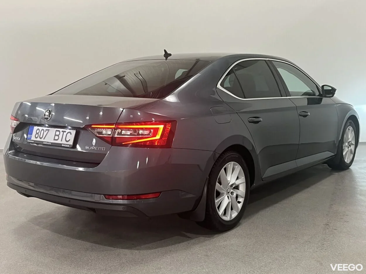 Skoda Superb Elegance 7-k DSG 1.4 110kW