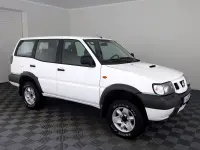 Nissan Terrano 2.7 93kW thumbnail