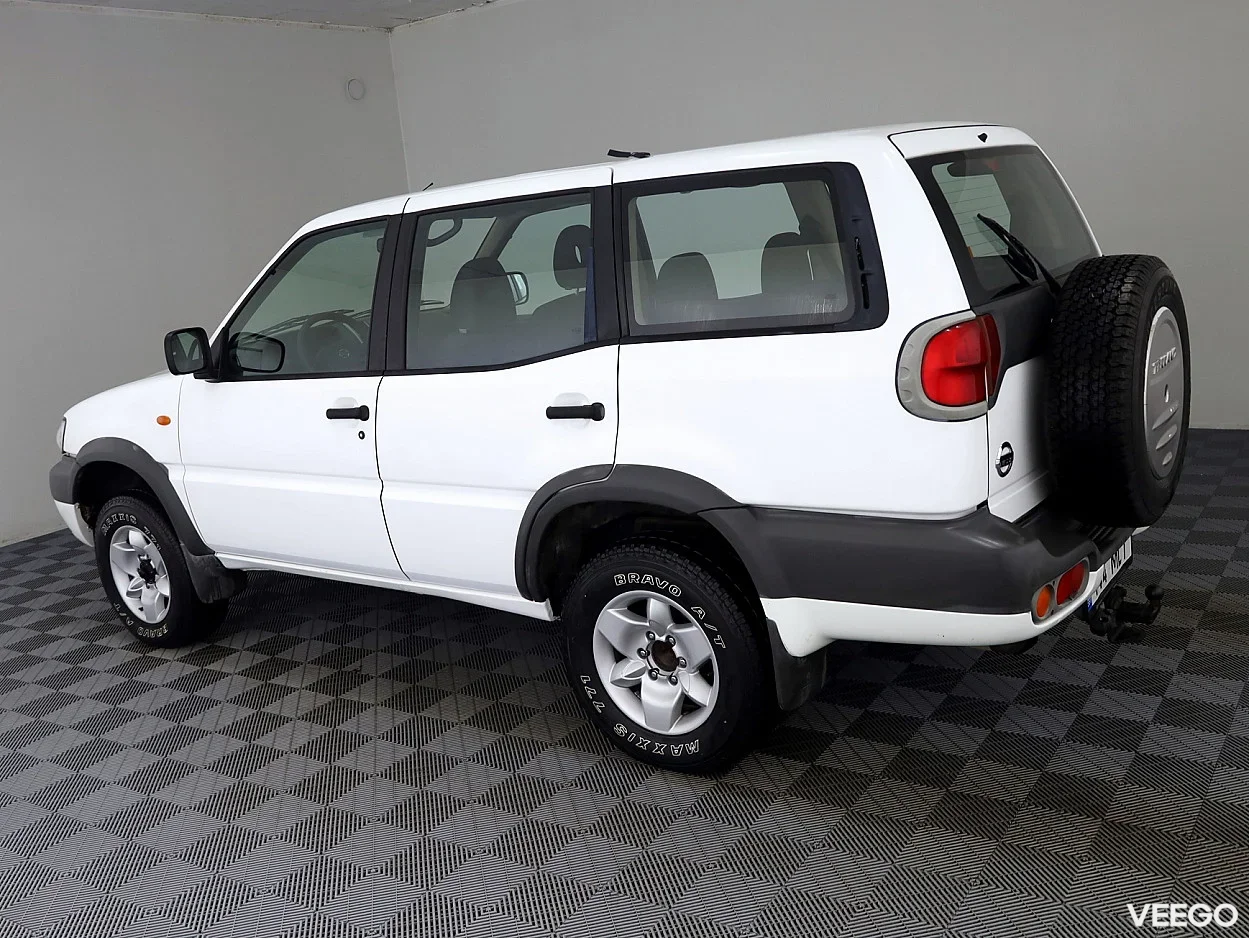 Nissan Terrano 2.7 93kW