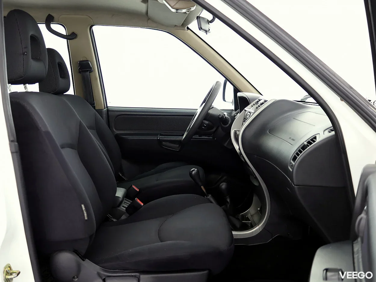 Nissan Terrano 2.7 93kW