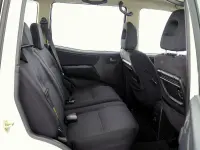 Nissan Terrano 2.7 93kW thumbnail