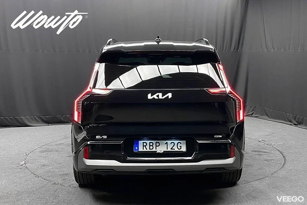 Kia EV9 AWD 385HK GT-Line 6-Sits /Pano /360 /Moms/4.95% 283kW