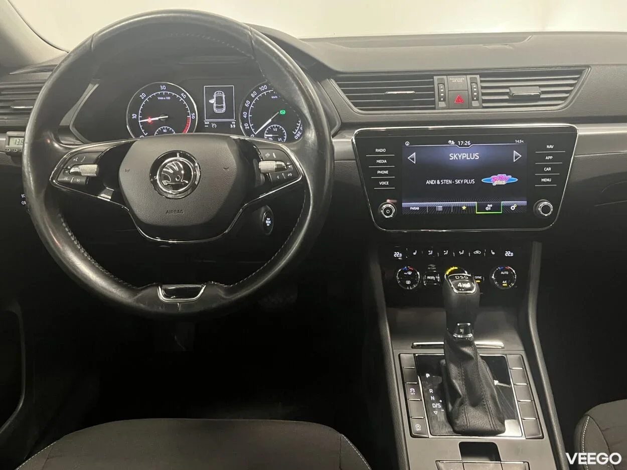 Skoda Superb Combi Active FL PLUS 7-k DSG 4x4 2 140kW