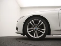 BMW 320 2 120kW thumbnail