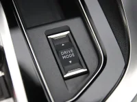 Peugeot 3008 1.5 96kW thumbnail