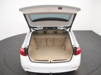 BMW 320 2 120kW thumbnail