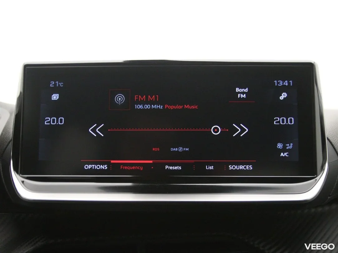 Peugeot 2008 1.2 96kW