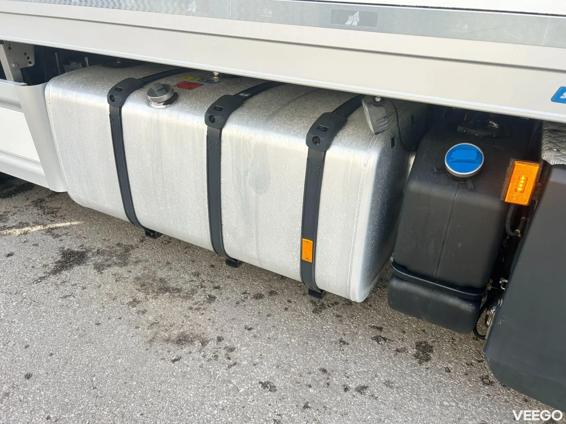 Scania G410 8x4*4 EURO6 + MITSUBISHI TU100SA 302kW