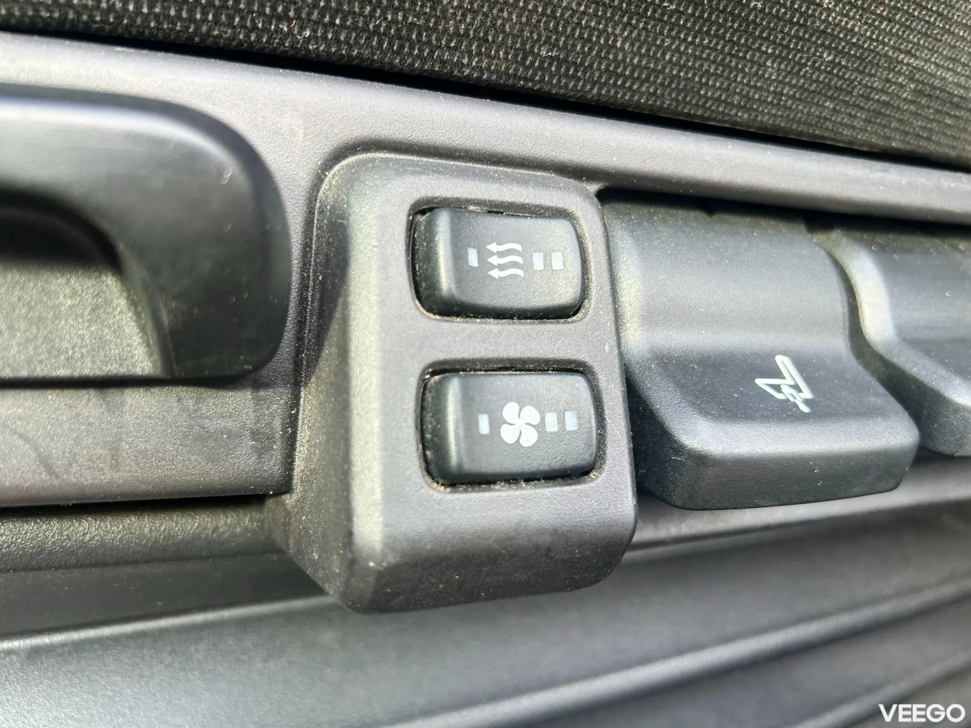 Scania G410 8x4*4 EURO6 + MITSUBISHI TU100SA 302kW