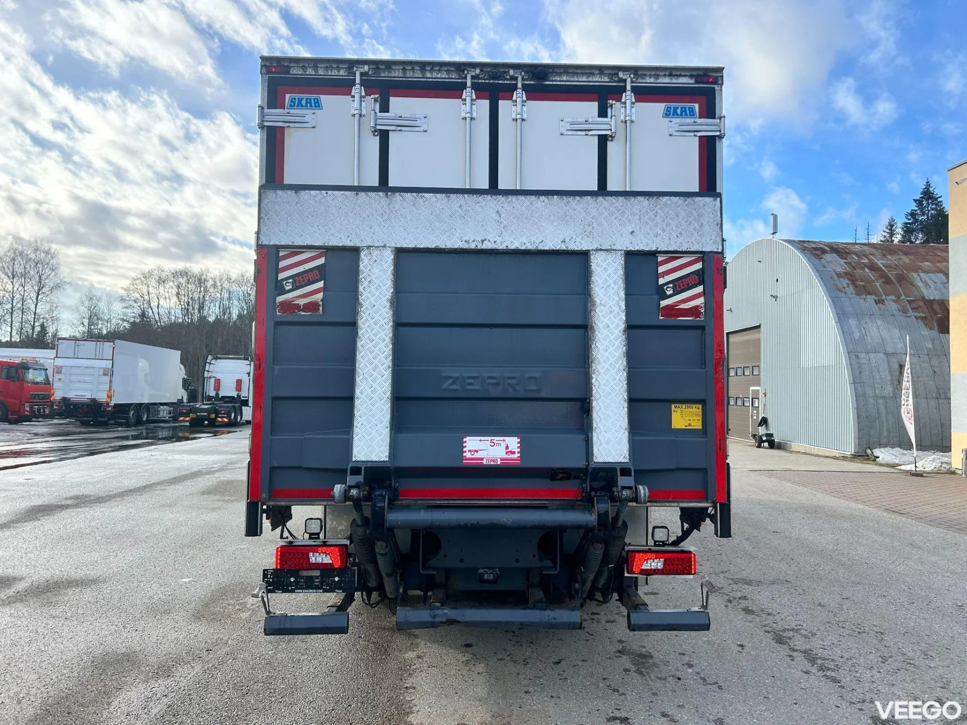 Scania G410 8x4*4 EURO6 + MITSUBISHI TU100SA 302kW